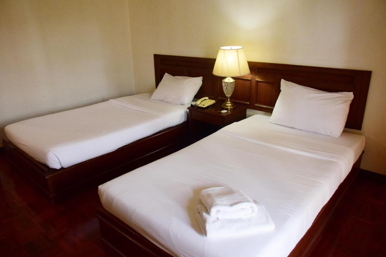 Puangpen Villa Hotel HHQ Zewnętrze zdjęcie